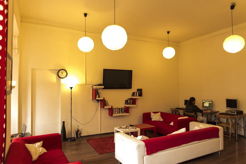 Hostel Yellow Краків Екстер'єр фото
