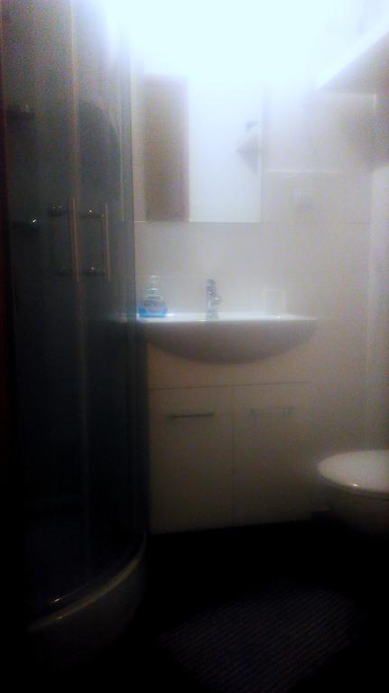 Hostel Yellow Краків Екстер'єр фото