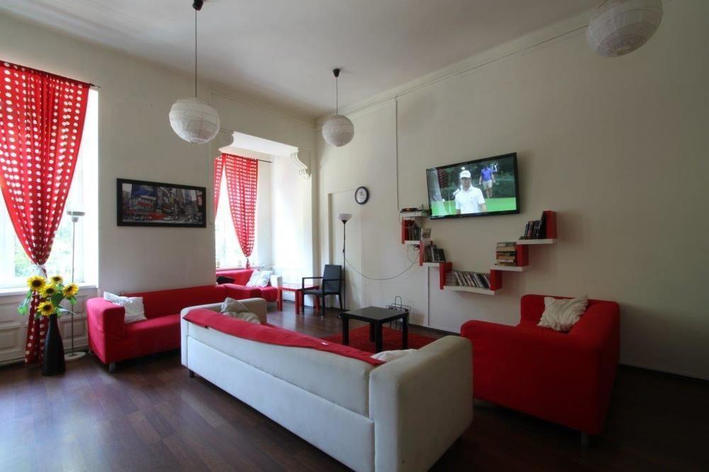 Hostel Yellow Краків Екстер'єр фото