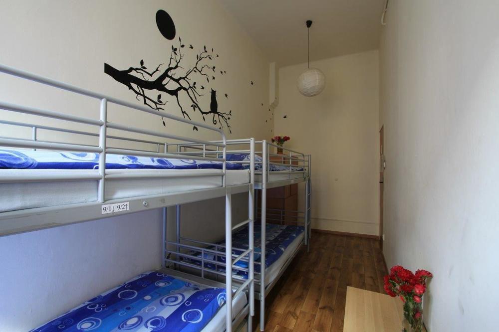 Hostel Yellow Краків Екстер'єр фото